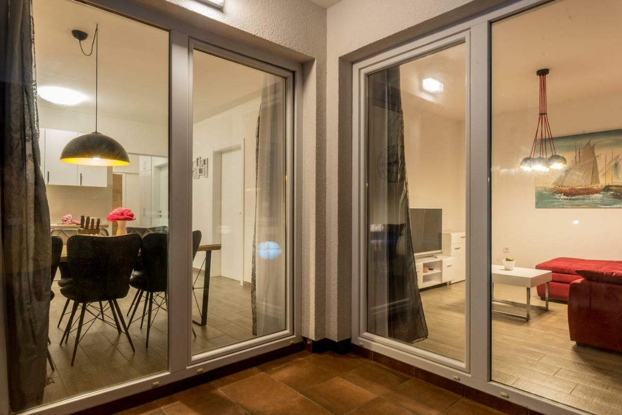 Villa Anja 2Nd Floor Peroj Exteriör bild